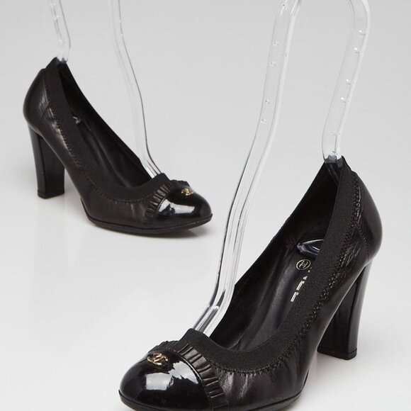 Chanel Black Leather Ruffle Toe Cap Heels Size 5.5/36 - Picture 1 of 4